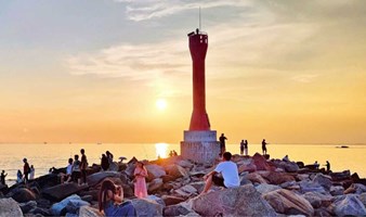 【浪漫巴布几内湾】遇见茂名浪漫巴布几内湾，体验浆板、赶海乐趣，邂逅茂名“小垦丁”，打卡中国第一滩，寻味茂名特色美食