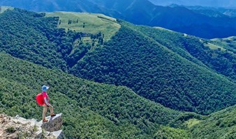 周末1日【北灵山B】高山草甸-北京驴友后花园-屋顶山脊-摘野韭菜季