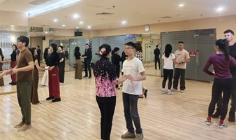 本周五晚零基础体验南美社交舞ZOUK无需基础~专业外教带你跳舞啦~