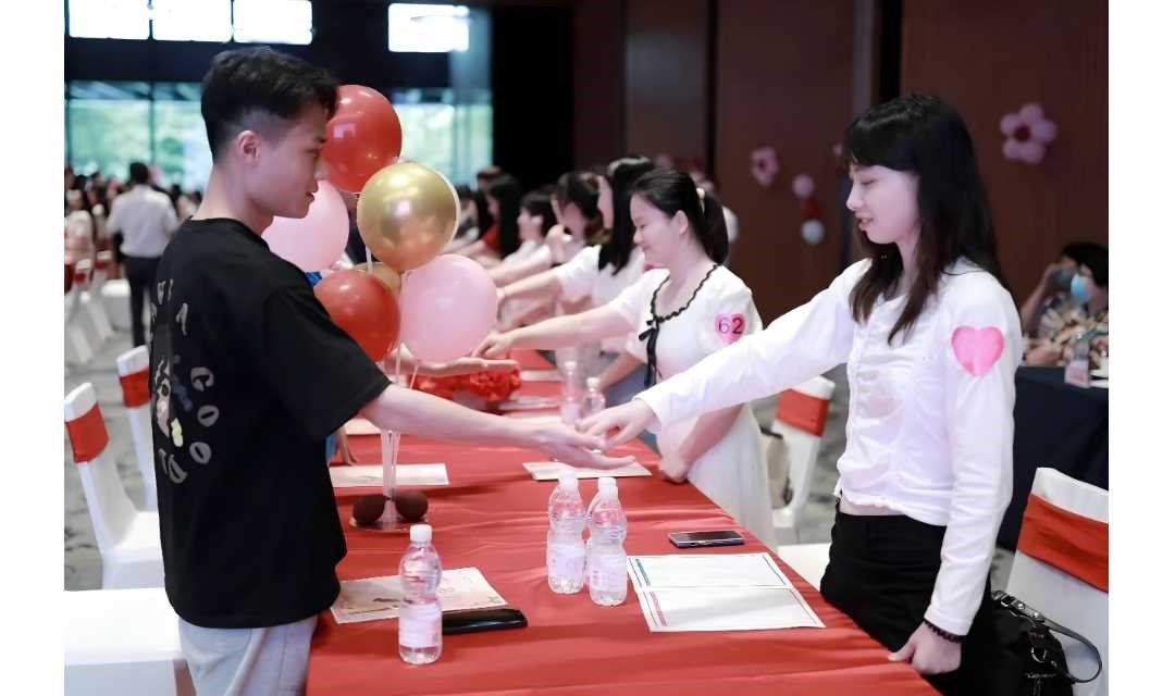 【上海线下5.25周日晚】多金男vs高颜女丨三十家单身平台联办