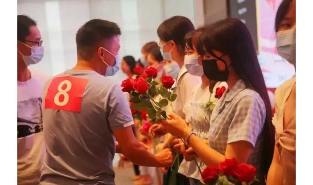 【上海 线下 7.12周六下午】限制年龄85后报名丨百人脱单活动丨三十家单身平台联办